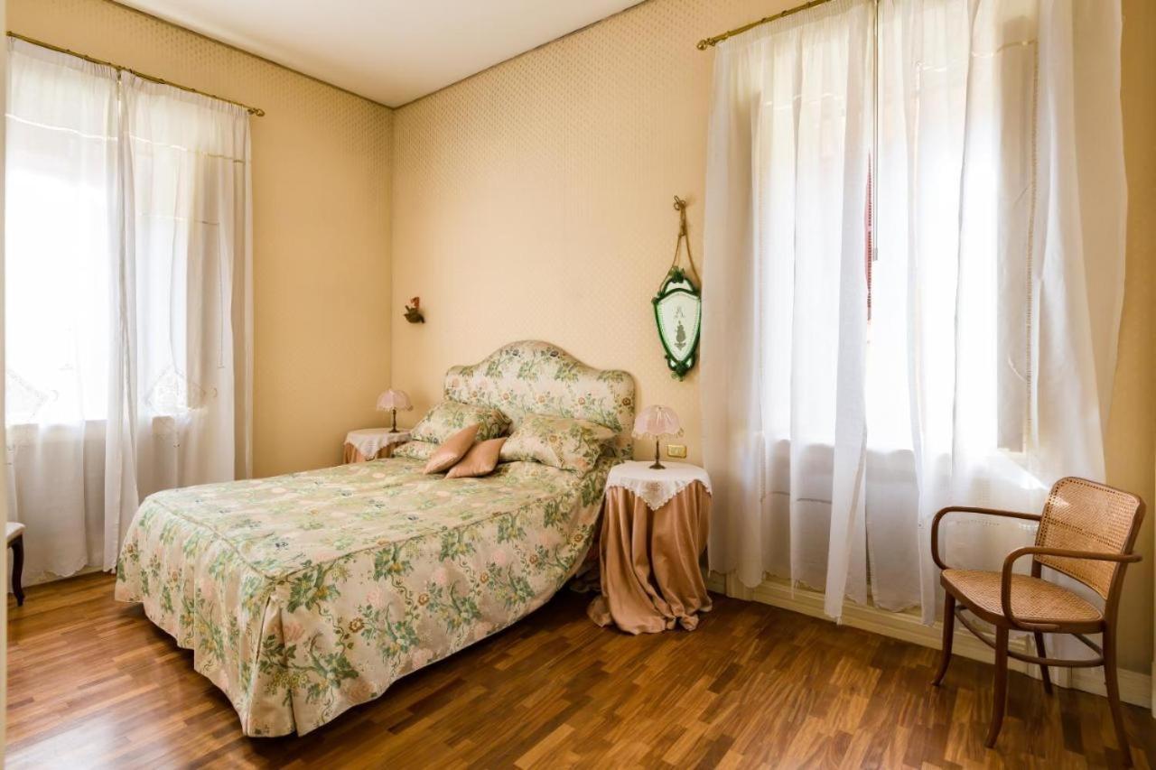 Emma Flat Apartment