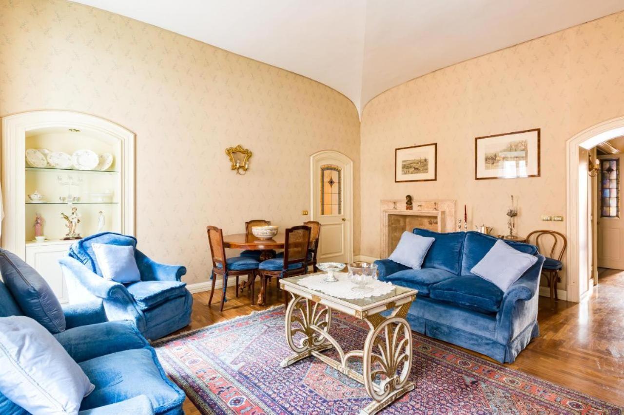 Emma Flat Apartment